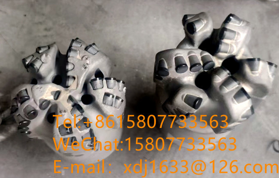 ISO9001 증명서를 꿰뚫는 돌을 위한 OEM ODM 매트릭스체 PDC 드릴 비트