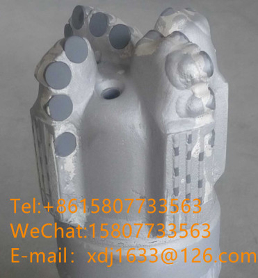 ISO9001 증명서를 꿰뚫는 돌을 위한 OEM ODM 매트릭스체 PDC 드릴 비트