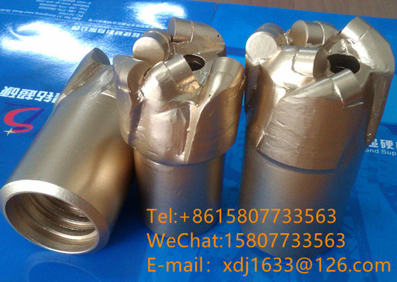 ISO9001 증명서를 꿰뚫는 돌을 위한 OEM ODM 매트릭스체 PDC 드릴 비트